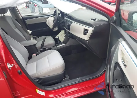 2016 Toyota Corolla Le z USA, uszkodzony, nr VIN 2T1BURHE8GC493167